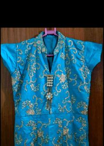 Gown Set