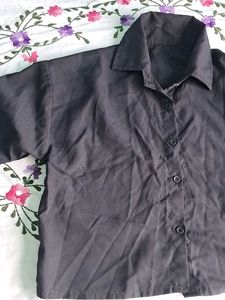 Black Shirt For Women🫶🏽🤍