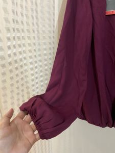 Ballon sleeves Top