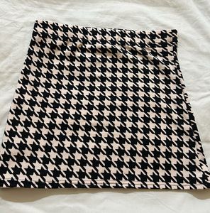 Houndstooth Mini Skirt