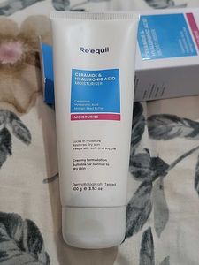 Re&#39;equil Ceramide &amp; Hyaluronic Acid Moisturiser
