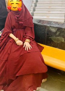 Burgundy Tiered Burqa
