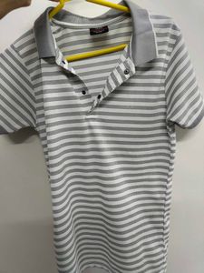 H&amp;M T-shirt