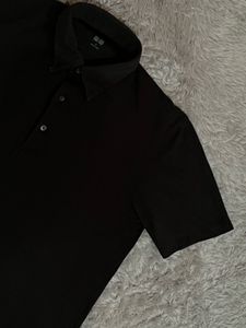 Uniqlo black polo