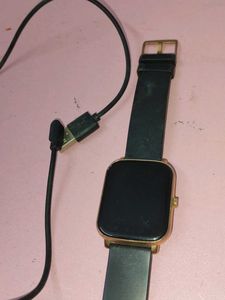 Noise Smart Watch With Charger