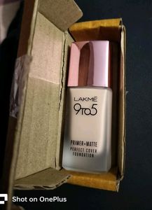 LAKME 9 To 5 PRIMER + MATTE PERFECT
