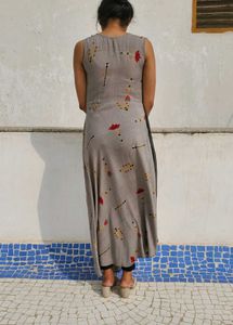 Designer Kurta With Floral Design (Navratri Vibe)