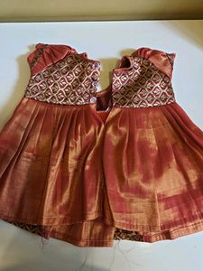Girl&#39;s Ethnic Dress