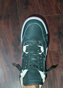 Black Sneakers