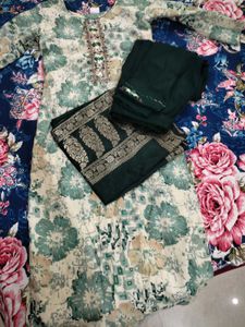 Elegant Floral Print Kurta Set