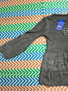 Gray Knit shimmery peplum sweater top