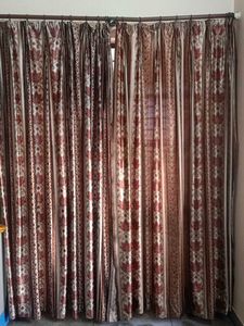 4 Curtains