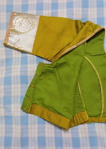 Elegant White And Green Color Silver Zari Saree