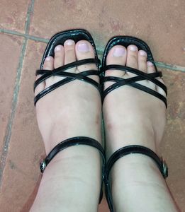 Black Criss Cross Flats