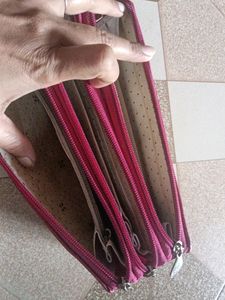 BEAUTIFUL CLUTCH!!!!