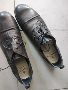Display piece Lanvin Leather Oxford Shoes