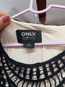 ONLY Black Lace Top