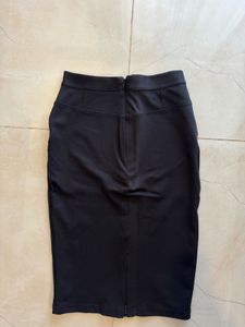 Guess Skirt Brand New Xs/S