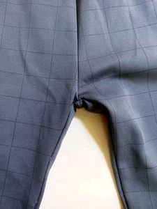 Grey Chex Design Jeggings