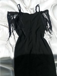 Cold Shoulder Trim BodyCon Dress- Shein 💕