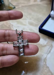 Peora Swarovski Cross Pendant Diamond Necklace