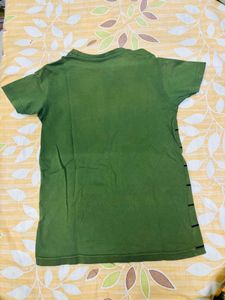Boy&#39;s Green Striped Tee