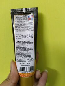 Face Scrub &amp; Cream Combo