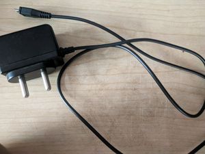 Working Unused Motorola Feature Phone Charger