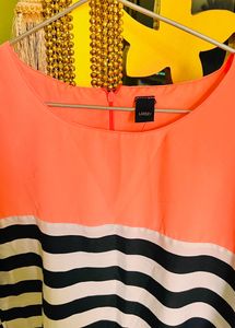 Beautiful Western Wear Top L Size