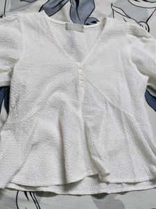 NANING9 Women White V-neck Cotton Peplum Top