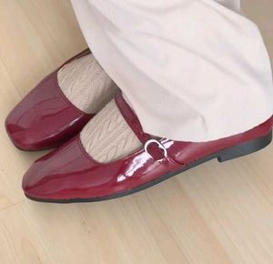 Cherry Red Flats🌹