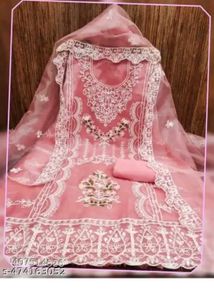 Elegant Pink Embroidered Kurta Set