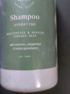 Arata Hydrating Shpoo