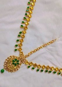 Gold &amp; Green Maang Tikka