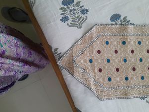 Dining table 6 Seater runner