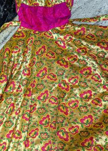 Traditional Crop Top And Frock For @ilma_ilam