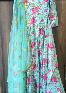 Frock/Gown  With Dupatta