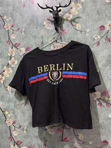 Berlin Graphic Tee