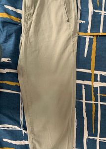 Khaki High-Waisted Jeans(pants)