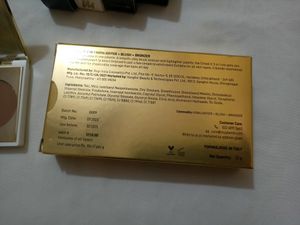 Combo: Creamy Matte &amp; Manish Malhotra Liquid Matte Lipsticks And Chisel It Contour Kit