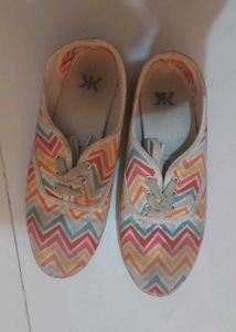 Striped Casual Shoes