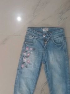 NAVY BLUE JEANS