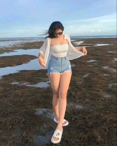 High Quality Ripped Denim Shorts