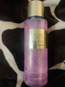 Victoria&#39;s Secret Velvet Petals
