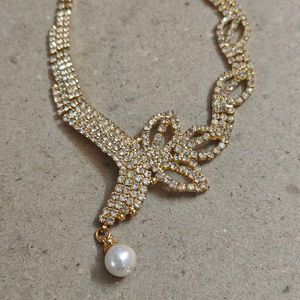 faux pearl and Ad Jewelry Set