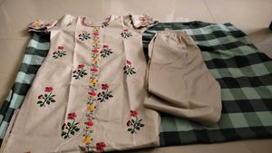 Never Worn New Floral Embroidered Kurta Set