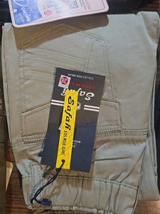 Black Cargo 6 Pocket Pants - New