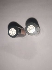 two shade of Matte lipstick