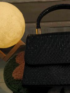 ✨ Black textured Luxury Handbag | Like New ✨