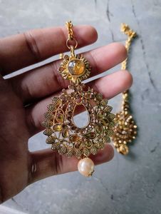 Elegant Maang Tikka Set